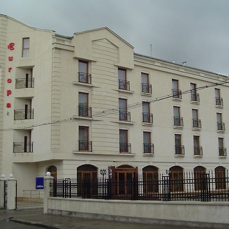 Hotel Europa Ploieşti Exterior foto