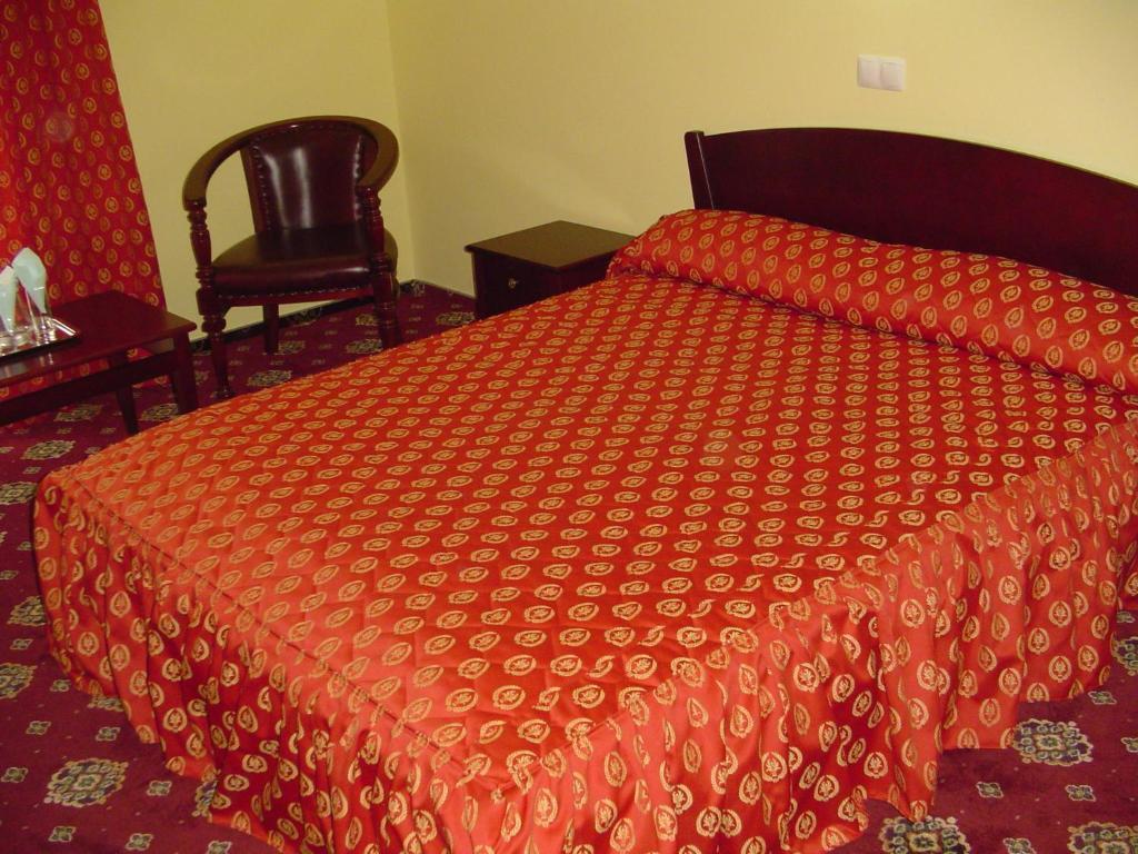 Hotel Europa Ploieşti Quarto foto