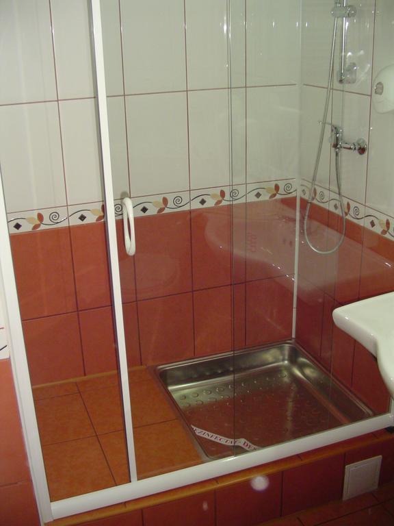 Hotel Europa Ploieşti Quarto foto